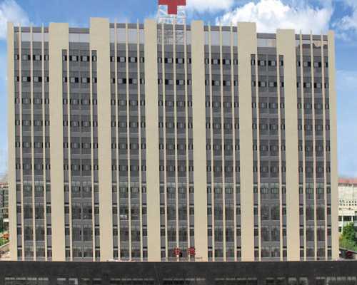 自吸泵注水口干嘛的_中国花布上的粉红裸女