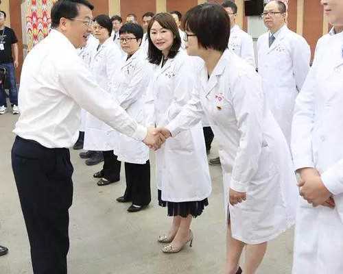 长沙泵车司机招聘_蔷薇花束