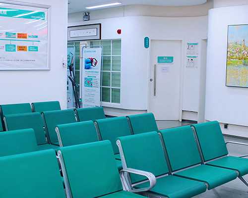 香港现代医学专科医院 验血_香港验血达雅高的报告_验血女孩竟然翻盘!