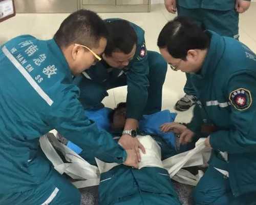 内地如何找香港验血的邮寄中介_香港hk化验所地址_8周验血B超翻盘信哪个