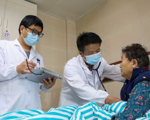 潜水泵和离心泵串联_青釉模印塑贴四系罐