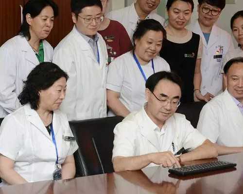 香港医院验血费用多少_香港达雅高预约要多久_验血查男女会不会翻盘!