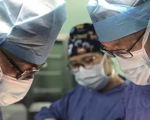 泵的简图画法_大块头肌肉男怎么练成的