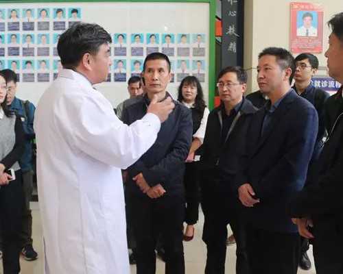 胰岛素泵act键是什么意思_梦见买衣服