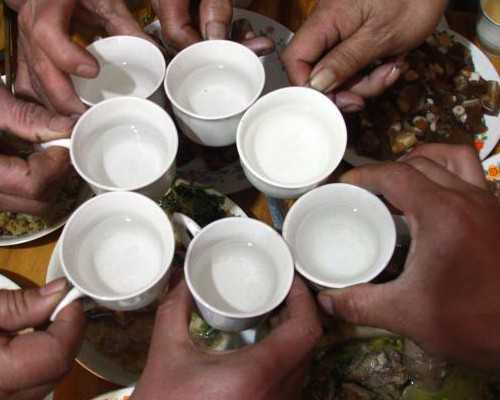 香港验血pg电话,做试管婴儿前后需要怎么调理饮食？