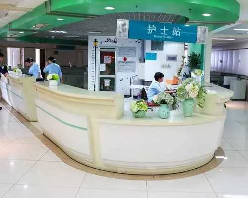 有去香港李兆安诊所验血的吗,女性感染hpv病毒后有什么症状？可以做试管婴儿