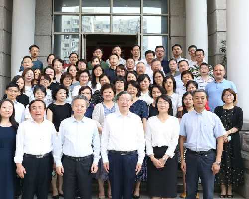 香港验血男女太早会不会不准,经期喝牛奶会痛经吗